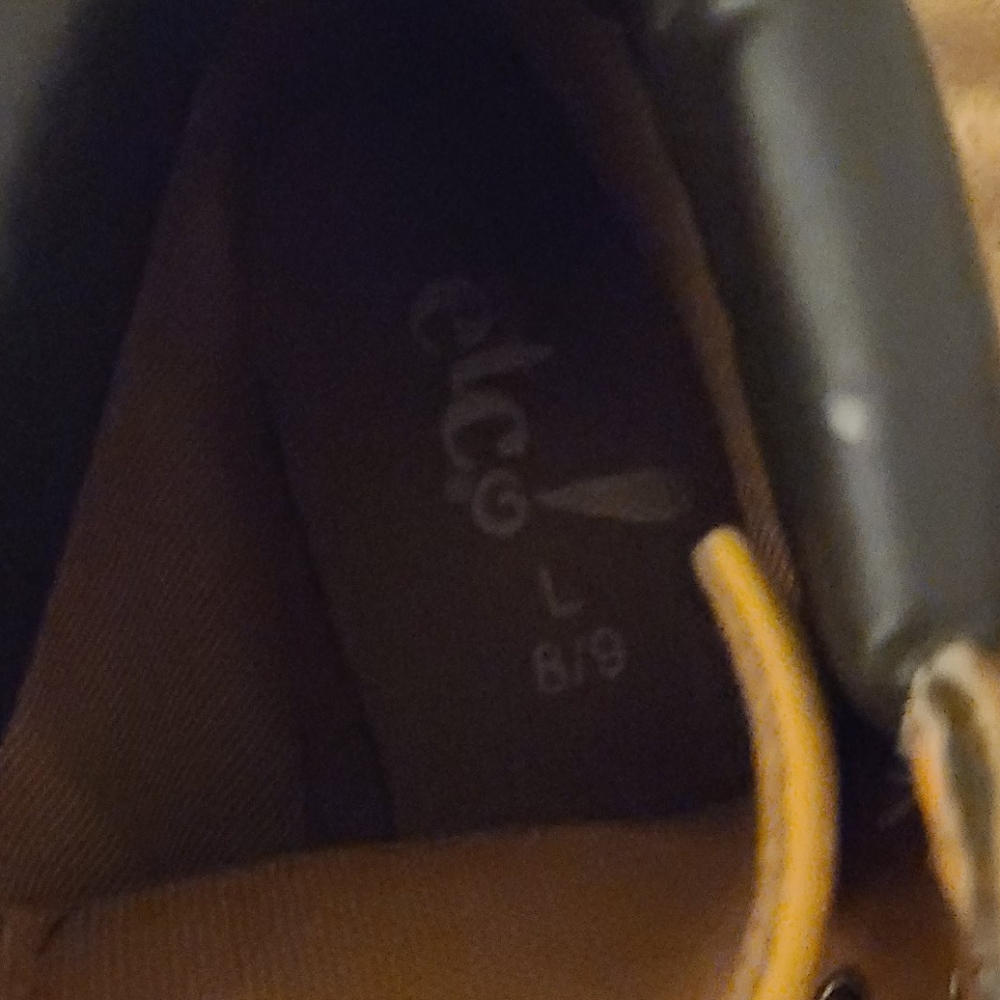Boots - Picture 5 of 5